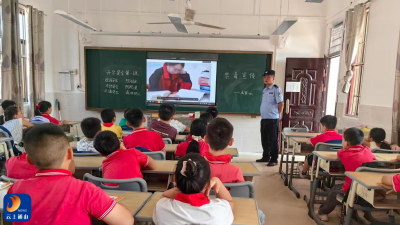 九宫山镇横石潭社区：筑牢青春防线禁毒教育点亮开学季