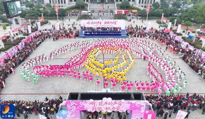 美图来袭！满屏“她力量”  今天，通山最美的风景在这里