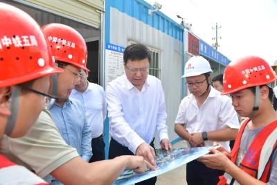 杨军到通山调研重点项目建设 夯实项目支撑 赋能高质量发展
