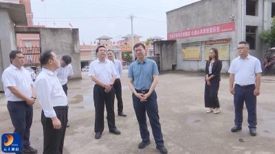 省总工会来通山县调研工会工作