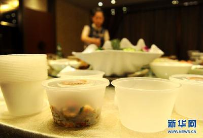 外形精美却存在安全隐患：包装里的“杀手”