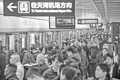 湖北|机场线“赶飞机”性价比最高 首日3万乘客尝鲜“上天入地”