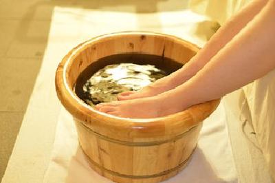 健康|茶叶泡脚胜似吃药