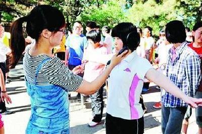湖北|湖北省考试院发布高考安检须知 考生安检须在视频监控下进行