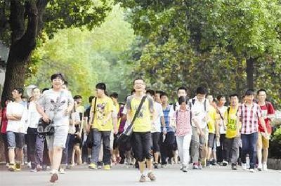 湖北|武汉处理违纪舞弊考生1人 高考成绩23日发放