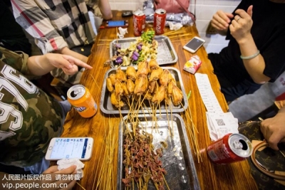 科普|你爱吃的夜宵可能是健康杀手！记住三大原则健康吃夜宵