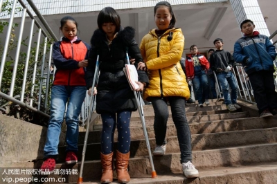 科普|打篮球时遭遇“手指吃了萝卜干” 小心是骨裂