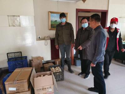 应城市城北街道办事处西十养鹅人 心系新冠肺炎康复患者