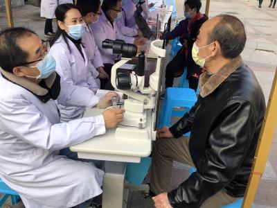 应城市“群团助力、心手相连”志愿服务暖人心