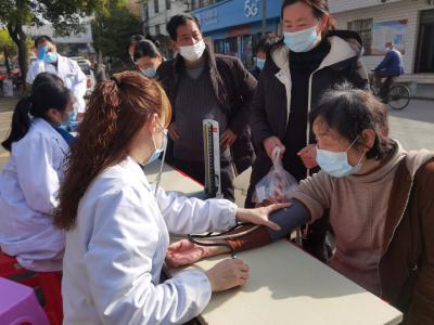 应城市第二人民医院开展第26个”世界防治结核病日”主题宣传活动