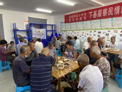 “爱心午餐”，幸福味道！