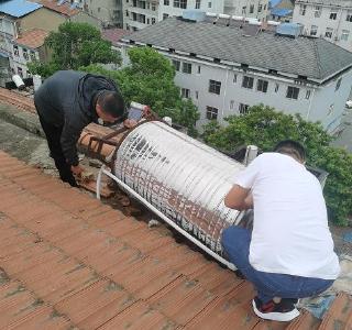 杨河镇：治理水箱隐患 保障居民安全