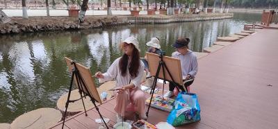 应城40余名青年教师美术素养大赛中“秀才艺”