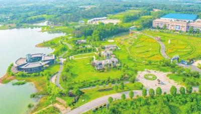 废弃矿山蝶变4A级景区