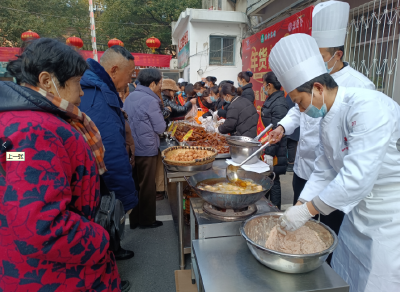 城中汪家台社区携手粮食宾馆举办年货嘉年华活动