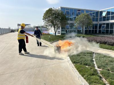 应城：消防培训“进企业”     员工“充电”练技能