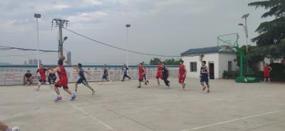 庆“五一”迎“五四”    应城四里棚街道举行青年篮球友谊赛