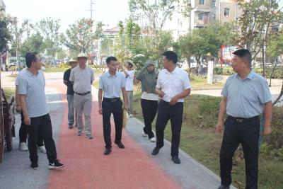 应城市组织功能城镇建设各方赴周边县市考察学习