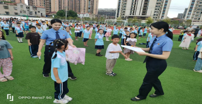 应城市蒲润实验学校：检察官进校来宣讲   法治教育面对面