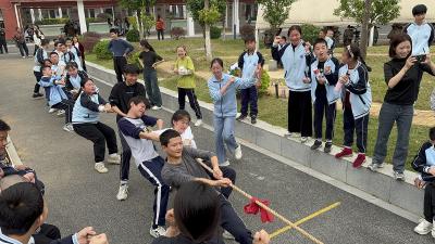 应城市特殊教育学校师生“趣享”运动欢乐