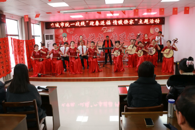 应城：墨香送祝福 文化暖侨心