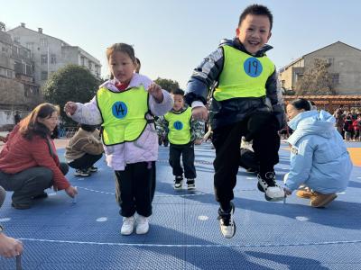 应城市实验幼儿园： 跳绳乐淘淘   笑语满园飘