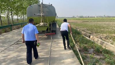 应城市城北街道：春灌护绿正当时 助力“万树村”建设