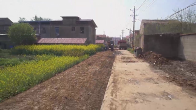 《共建美好家园》 应城市城中街道古城社区柴湾中心路改造工程稳步推进