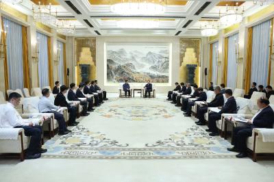 王忠林与百度公司创始人、董事长李彦宏座谈深化合作 共同开辟更多发展新领域新赛道