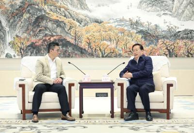 王忠林与顺丰公司董事长兼总经理王卫座谈 加快建设花湖国际一流航空货运枢纽 打造内陆开放高地