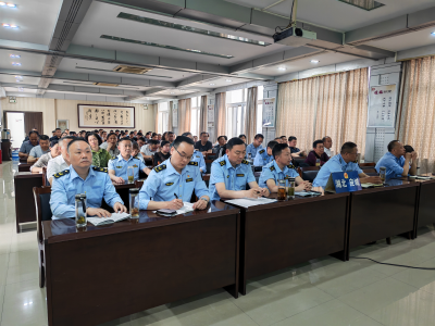 应城市组织集中用餐单位食品安全培训 筑牢“舌尖防线”