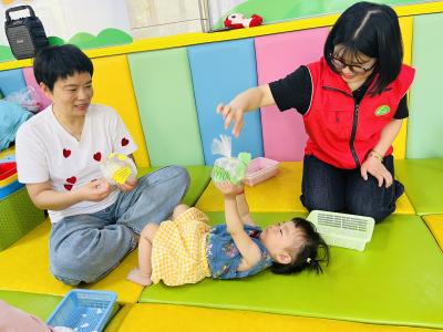应城：“小鱼找朋友”亲子活动助力幼儿成长