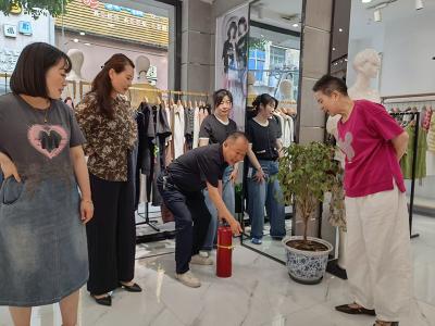 应城市实验小学开展节前安全大检查   筑牢校园安全防线
