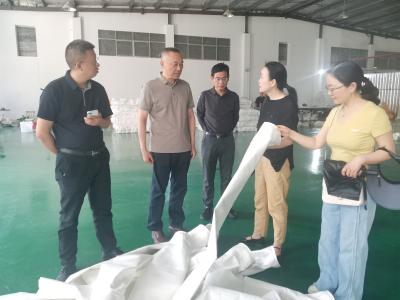 应城残联携手总工会入企调研    温暖关怀残疾职工