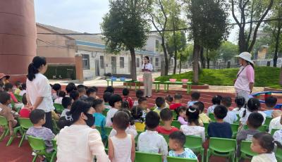 应城市陈河镇中心幼儿园开展防溺水安全演练