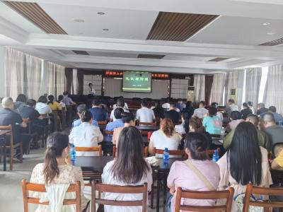 服务提质  学礼先行  应城人社掀起政务礼仪学习热潮