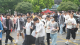 高考首日   应城市2733名考生信心十足赶赴考场