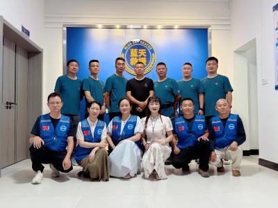 应城蓝天救援大队来了“身边的摄影师”