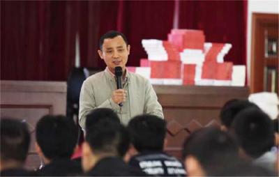 我市举行“读论语，话家风”国学讲座