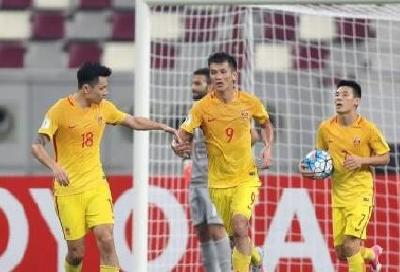 世预赛:10人国足2:1逆转卡塔尔 仍无缘2018世界杯