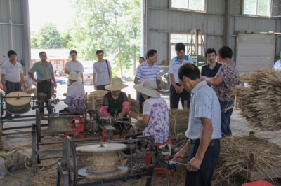 孝感市人民政府对安陆市秸秆综合利用工作进行半年考核