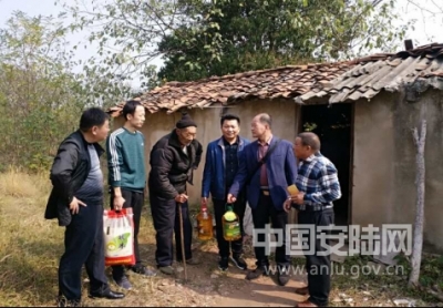 洑水镇多形式组织开展重阳节活动