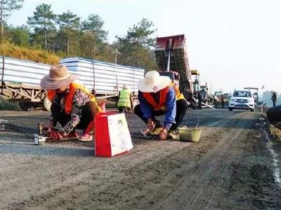 安赵线快通了——安陆市区到赵棚公路升级改造将于年底完工通车