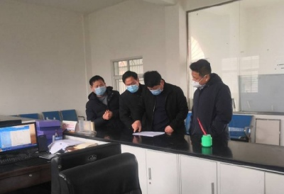 落实防疫防护责任，安陆纪委在行动