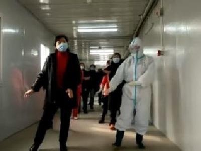 在转战中历练 在抗疫中成长