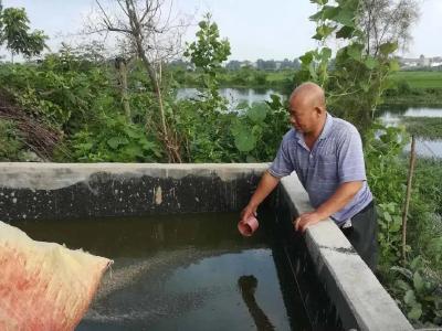 安陆“脱贫明星”引领比学赶超
