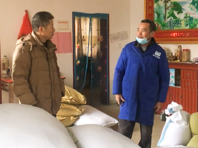 《最美扶贫干部》（二十三）——闻长斌：脚踏实地真扶贫 点点滴滴暖民心