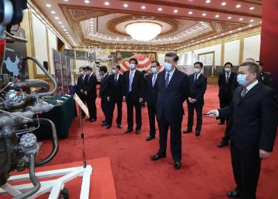 习近平：为人类和平利用太空作出新的更大贡献