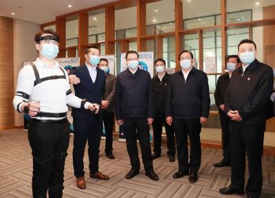 应勇在汉调研统战工作，要求稳固圆心扩大半径画好最大同心圆，为湖北高质量发展凝聚强大力量！