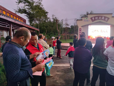 安陆市接官乡：禁毒宣传进“村晚”